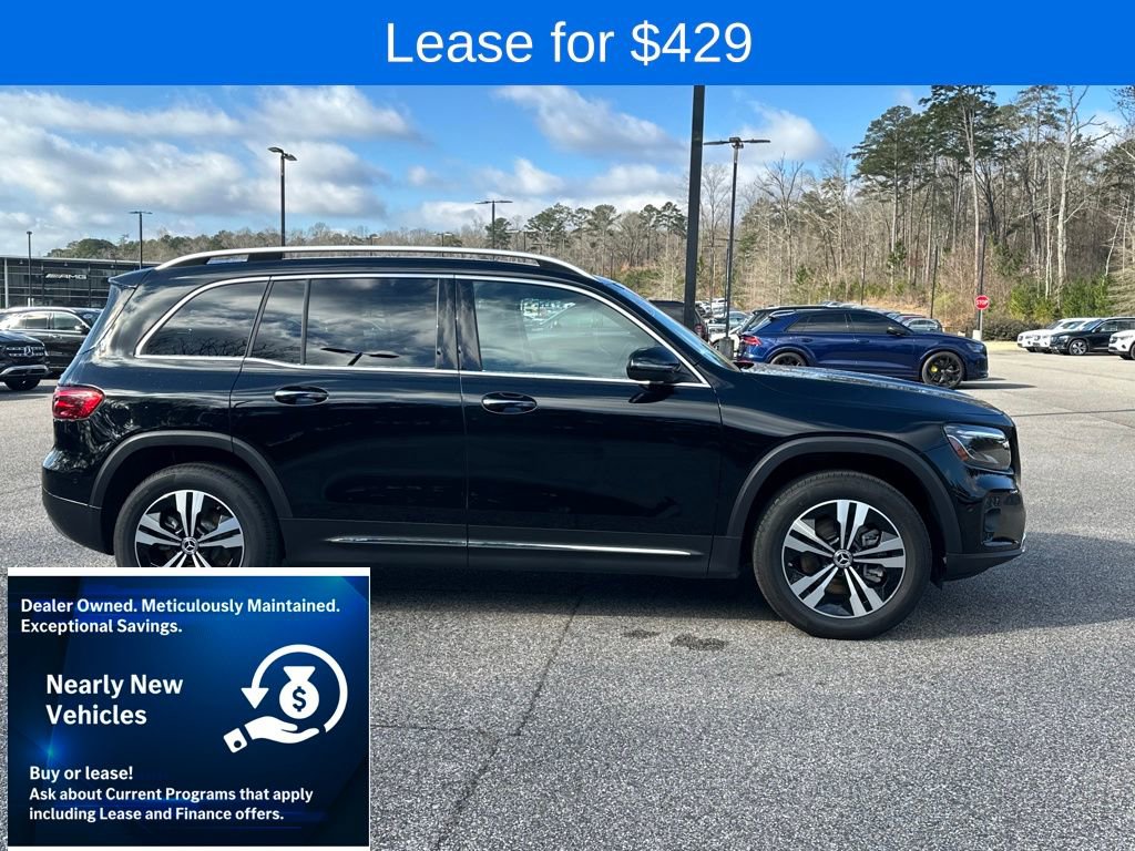Used 2025 Mercedes-Benz GLB 250 4MATIC image 13