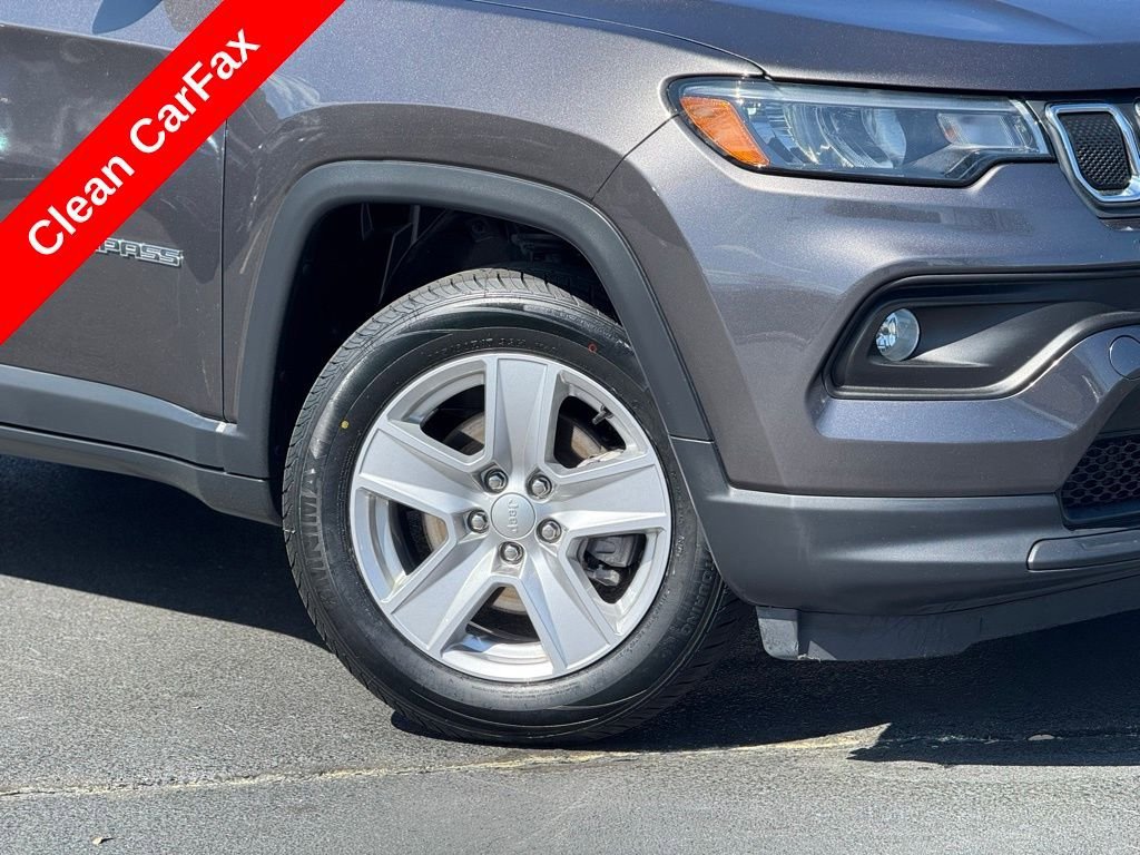 Used 2022 Jeep Compass Latitude image 6