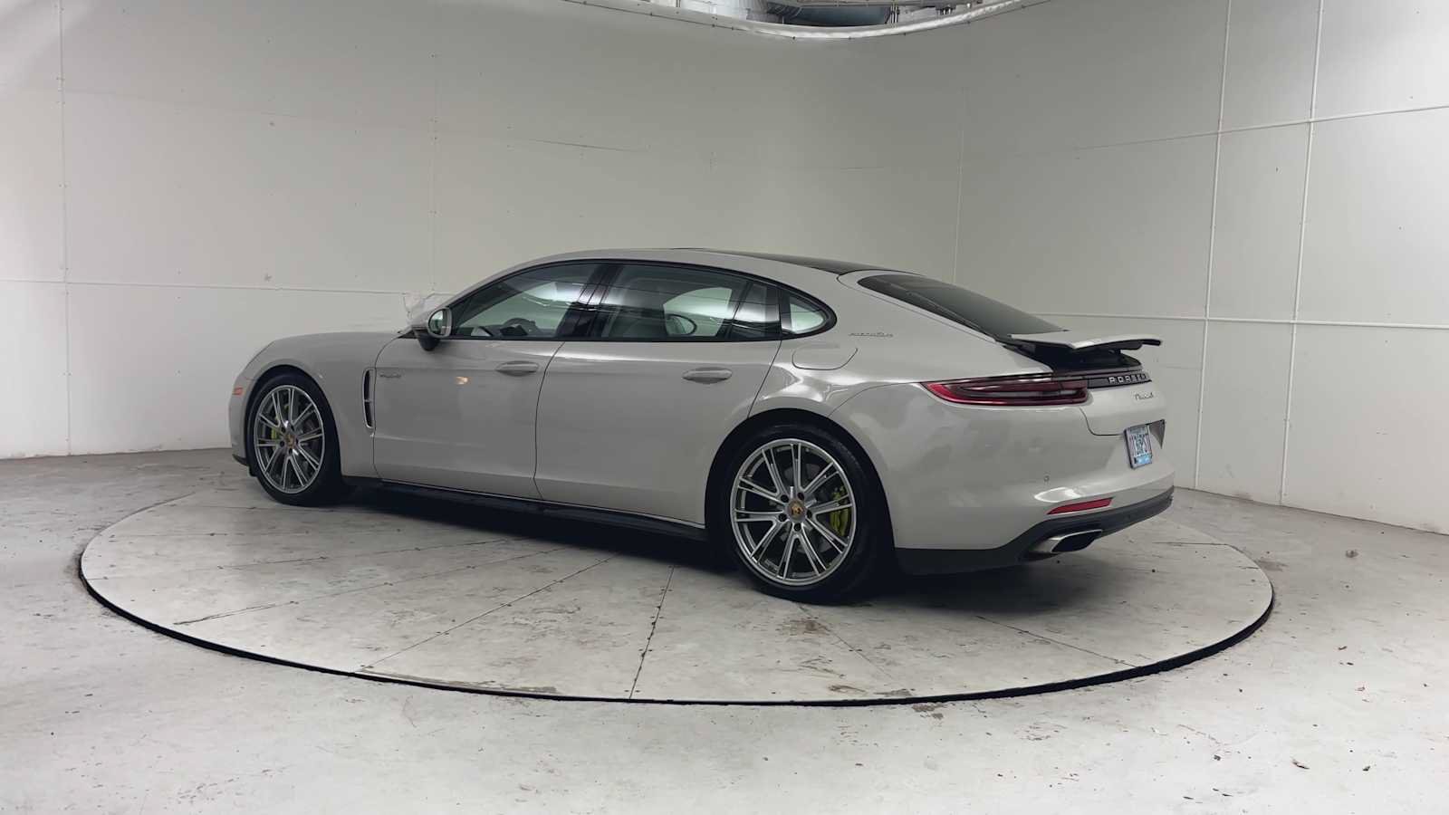 Used 2018 Porsche Panamera 4 Executive AWD/4WD image 7