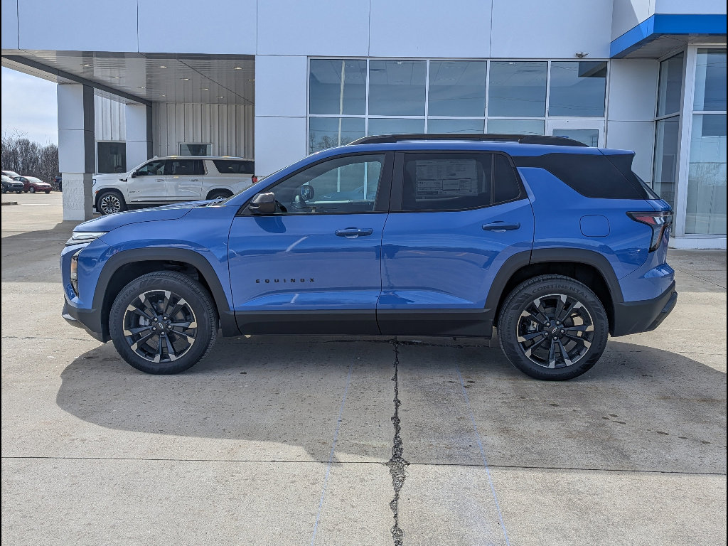 New 2026 Chevrolet Equinox RS w/ LPO, Floor Liner Package image 9