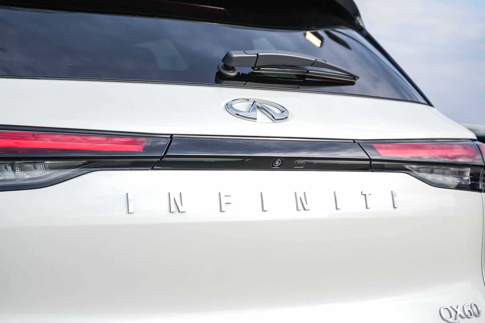 Used 2025 INFINITI QX60 Autograph w/ Cargo Package AWD/4WD image 10