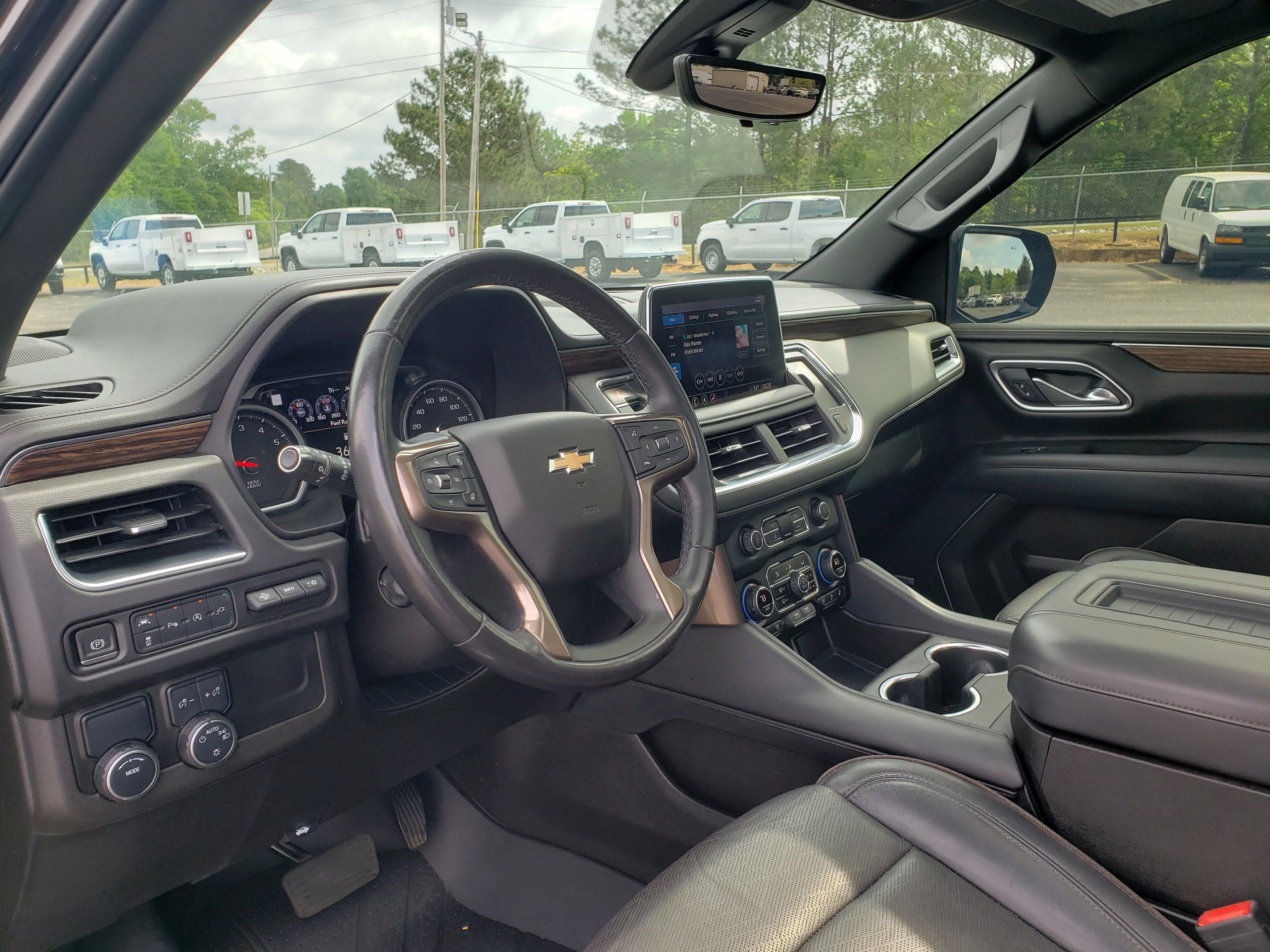 Used 2021 Chevrolet Suburban High Country image 28