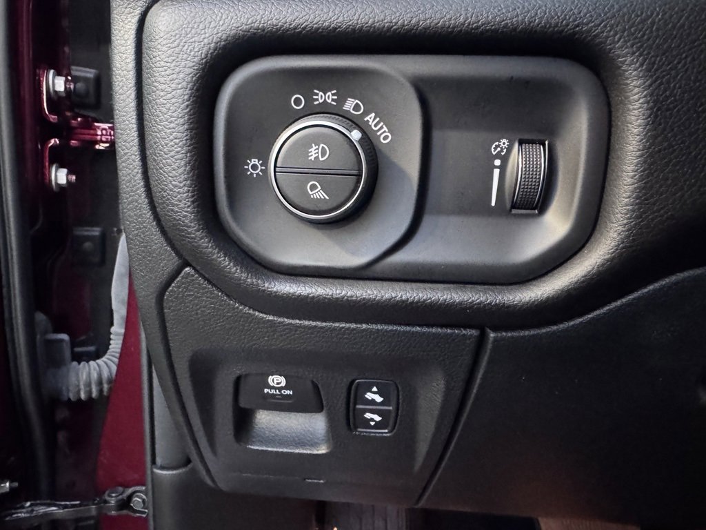 Used 2025 RAM 1500 Big Horn image 34