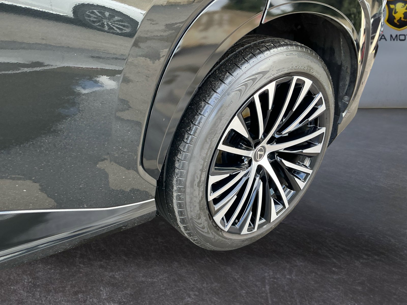 Used 2023 Lexus RZ 450e Premium w/ Accessory Package (Z1) image 10