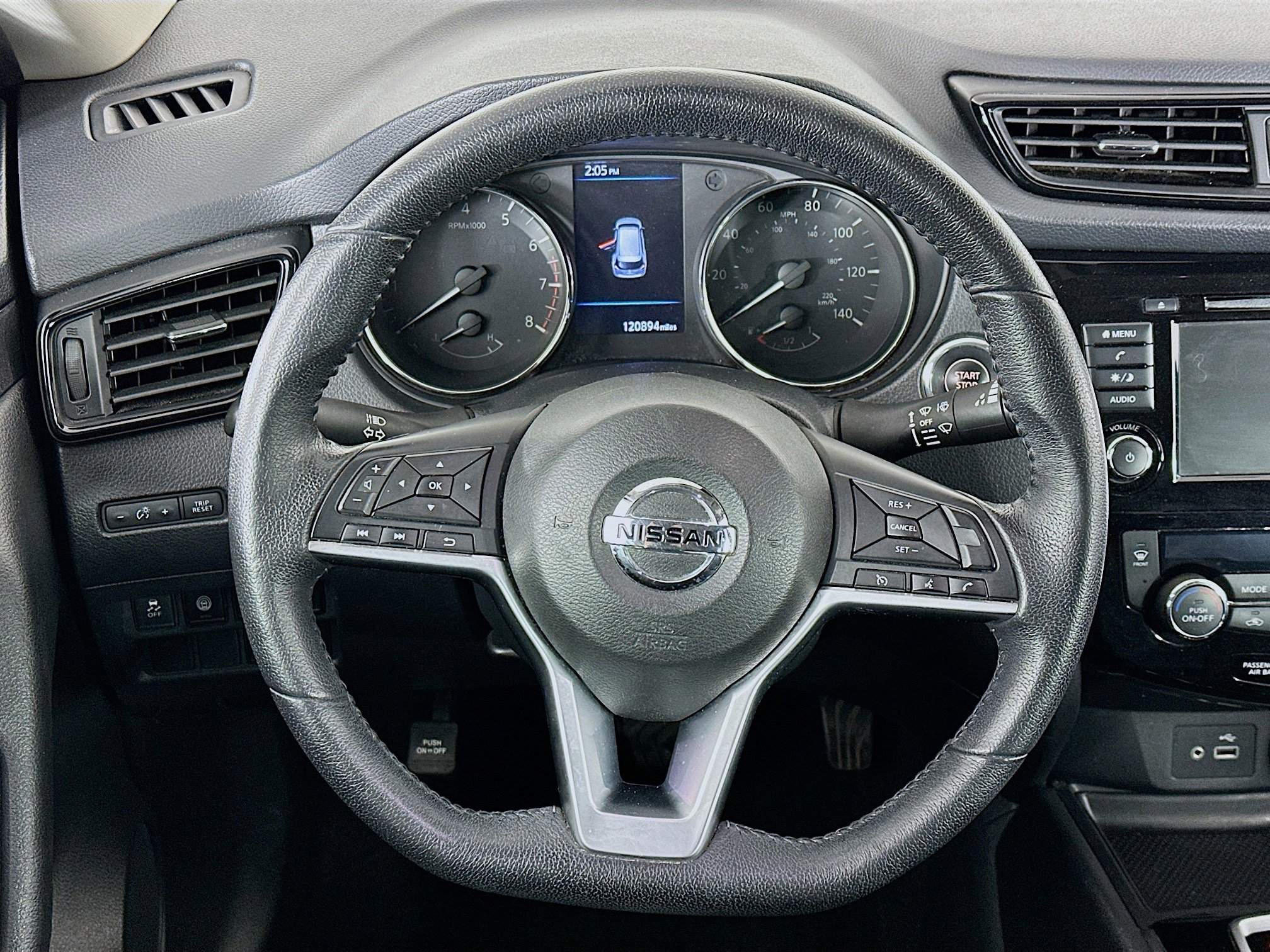 Used 2019 Nissan Rogue SV image 18