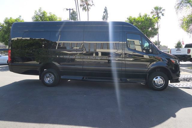 Used 2020 Mercedes-Benz Sprinter 3500 image 21