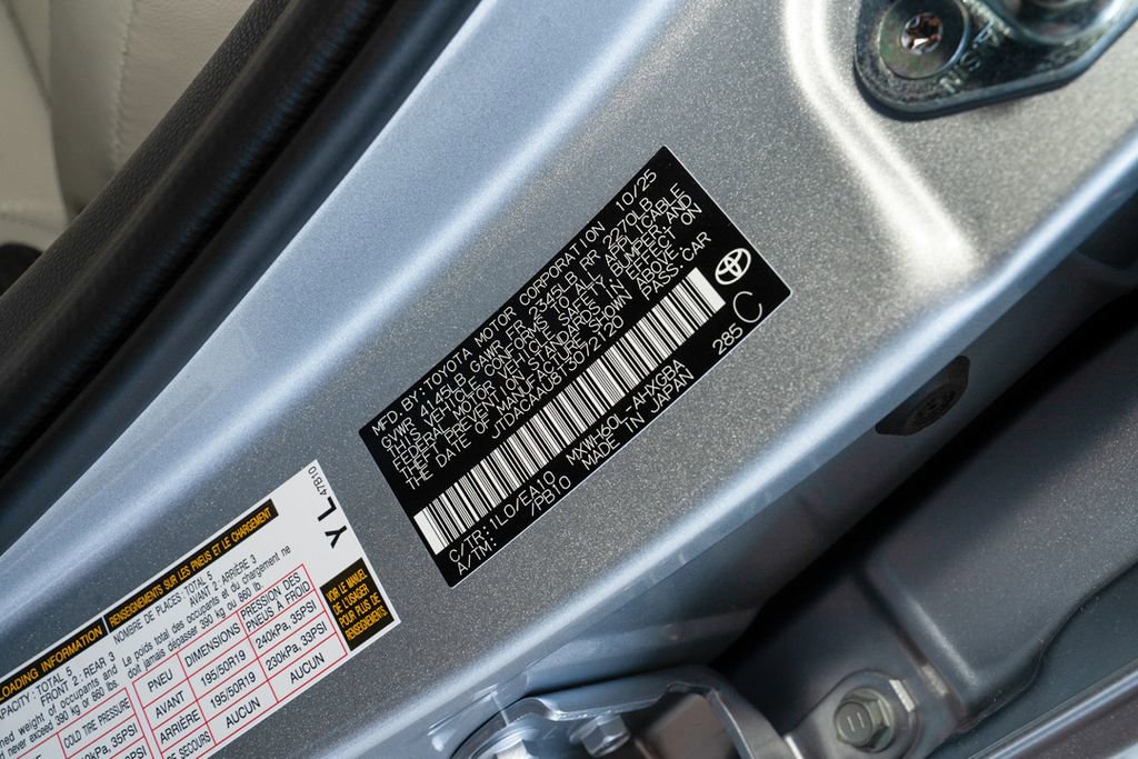 Used 2026 Toyota Prius XLE image 20