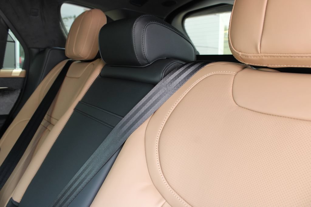 New 2026 Land Rover Range Rover Sport Autobiography Plug-In Hybrid AWD/4WD image 11