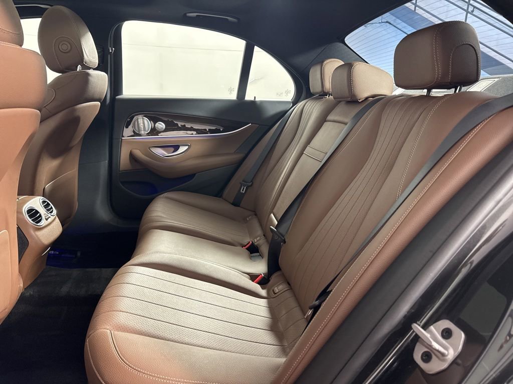 Certified 2021 Mercedes-Benz E 350 4MATIC Sedan image 20