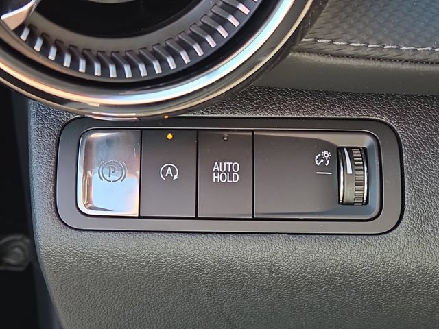 New 2026 Chevrolet Equinox LT w/ Convenience Package II FWD image 18