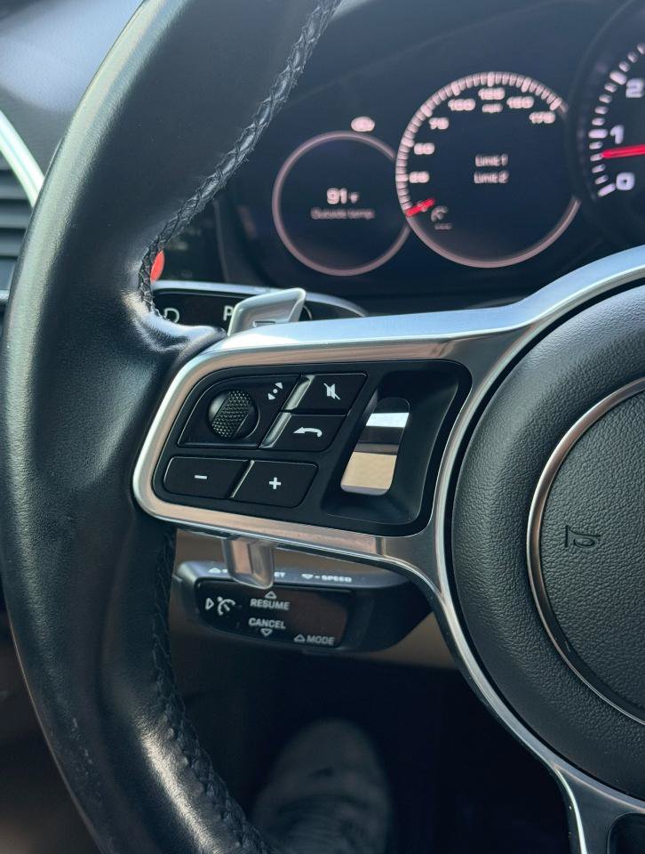 Used 2019 Porsche Cayenne AWD/4WD image 16
