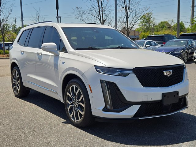 Used 2021 Cadillac XT6 Sport AWD/4WD image 3