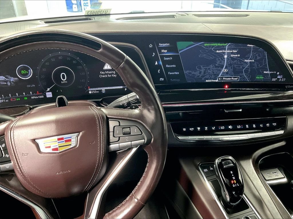 Used 2024 Cadillac Escalade Sport Platinum w/ Heavy-Duty Trailer Package AWD/4WD image 19