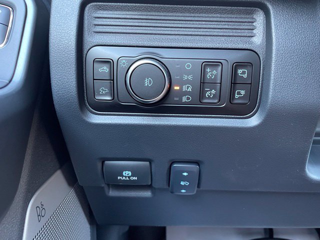 New 2026 Ford F350 Lariat w/ Lariat Premium Package AWD/4WD image 17