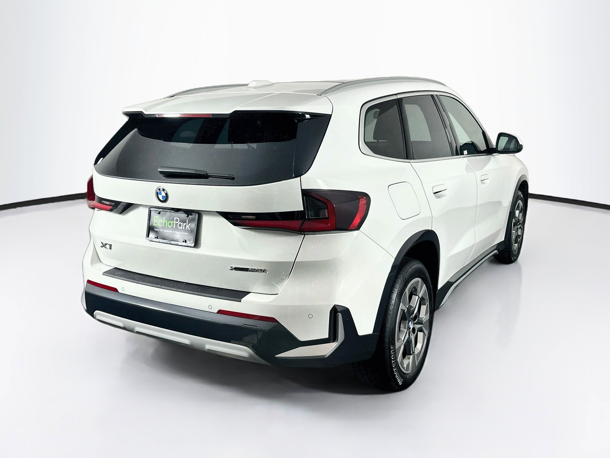 Used 2026 BMW X1 xDrive28i AWD/4WD image 9