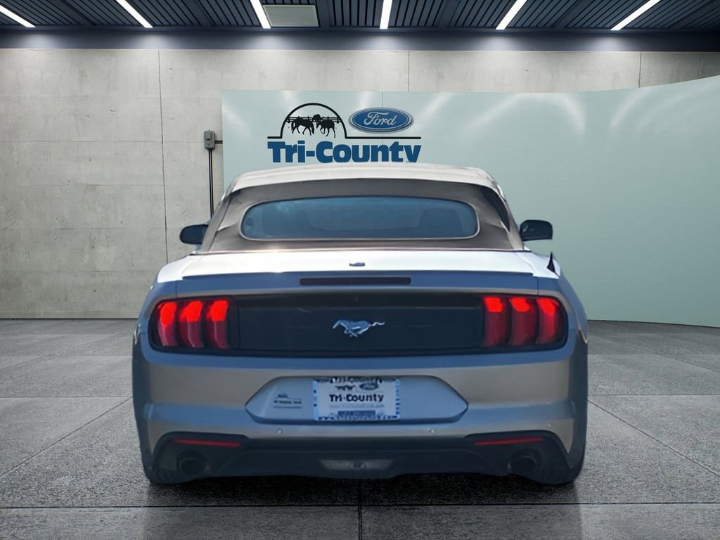 Used 2022 Ford Mustang Premium image 6