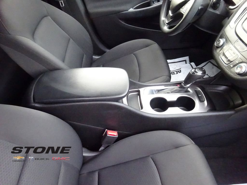 Used 2018 Chevrolet Malibu LS image 18