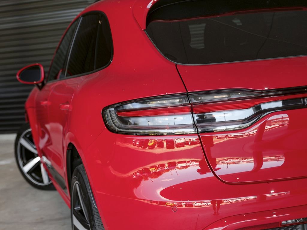 Certified 2026 Porsche Macan Turbo AWD/4WD image 14