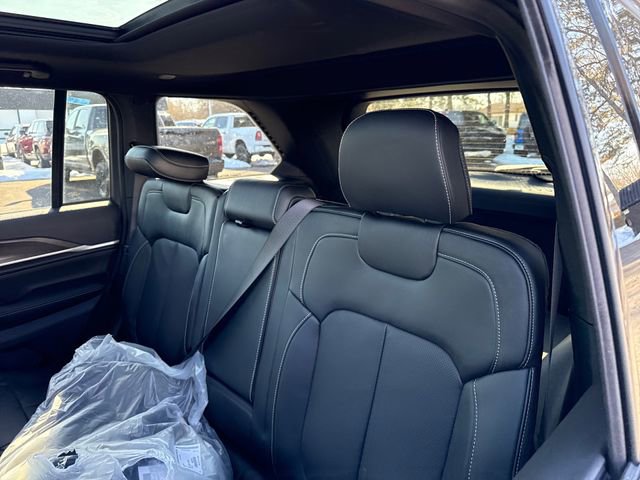 New 2026 Jeep Grand Cherokee Limited image 27