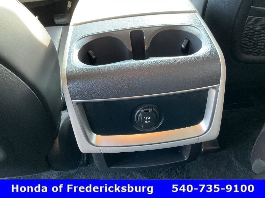 Used 2024 Kia Carnival LX FWD image 44