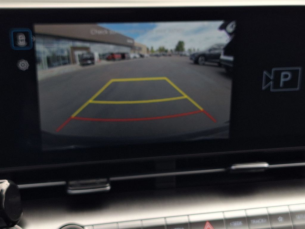 Certified 2025 Hyundai Kona SEL AWD/4WD image 21