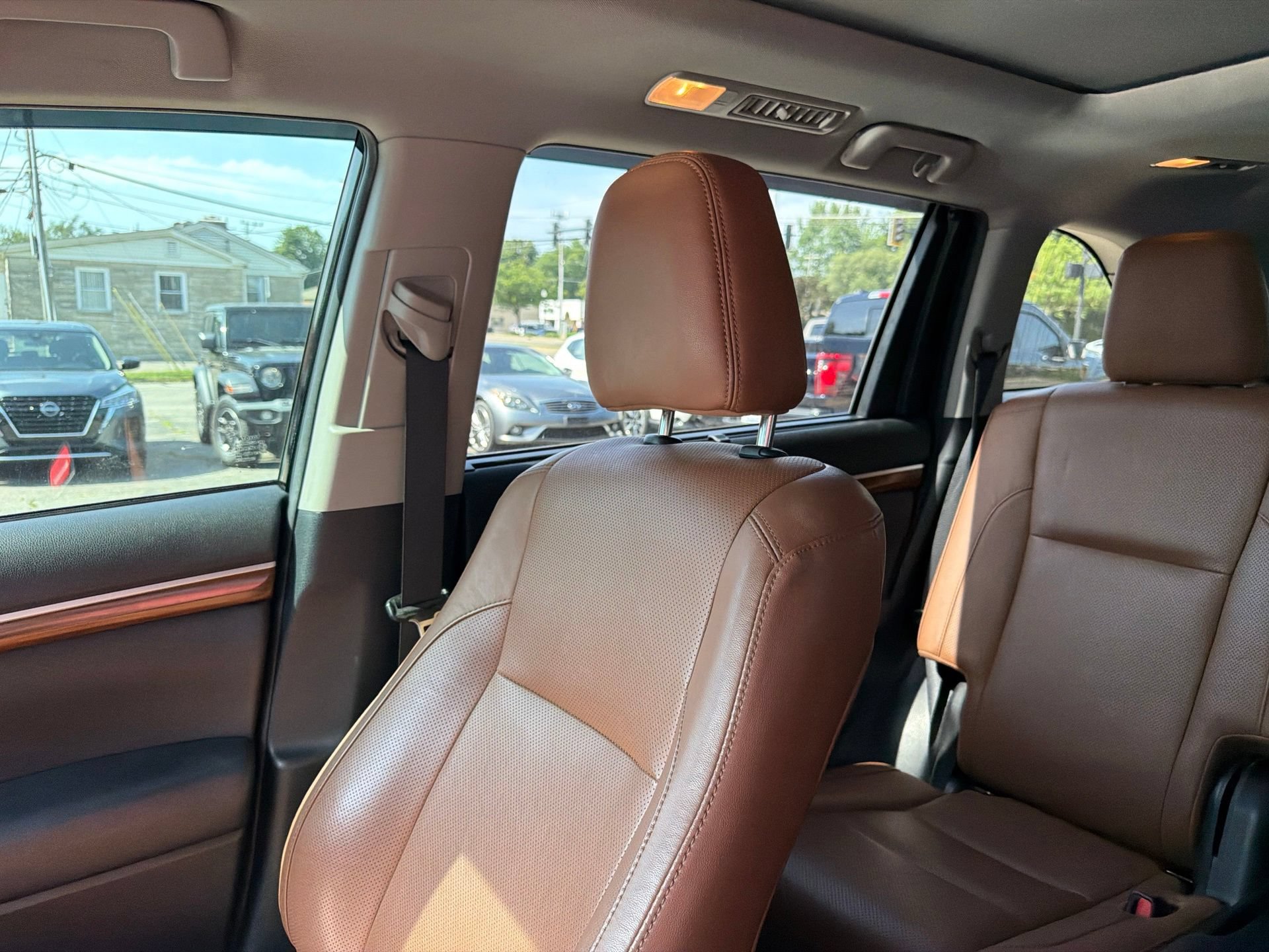Used 2019 Toyota Highlander Limited Platinum AWD/4WD image 11