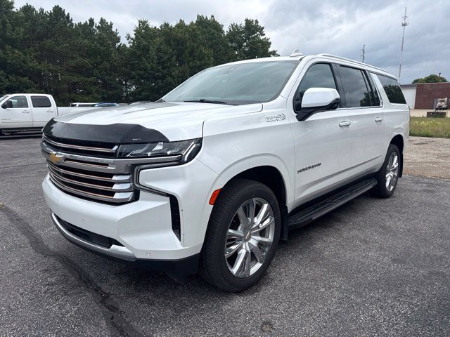 Used 2022 Chevrolet Suburban High Country AWD/4WD image 2