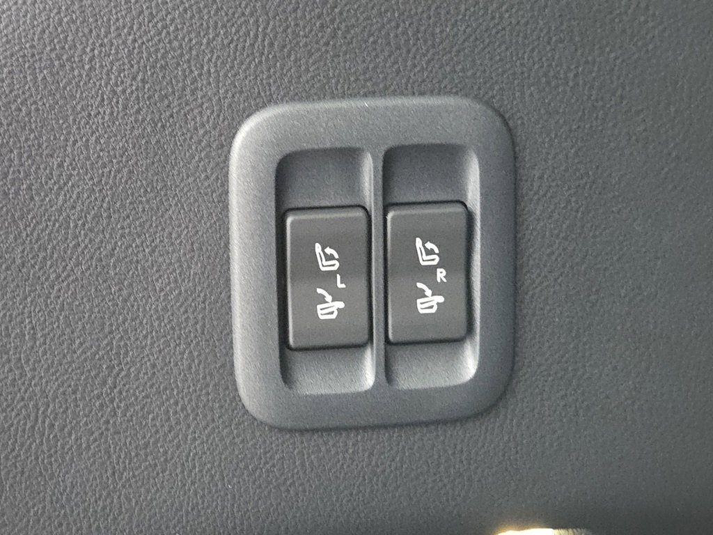 New 2026 Lexus TX 500h AWD image 32