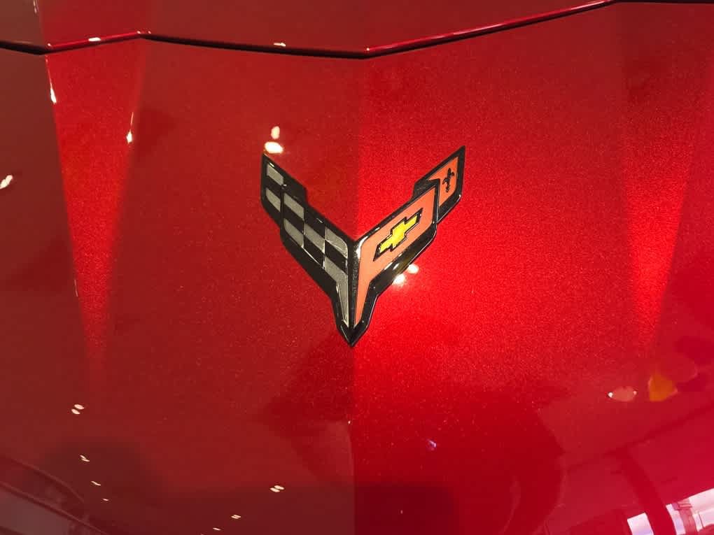 Used 2024 Chevrolet Corvette Z06 RWD image 9