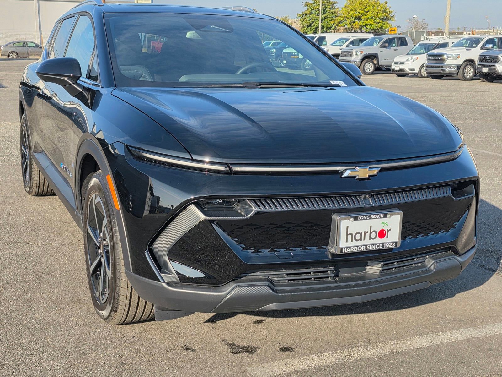 New 2026 Chevrolet Equinox EV LT image 9