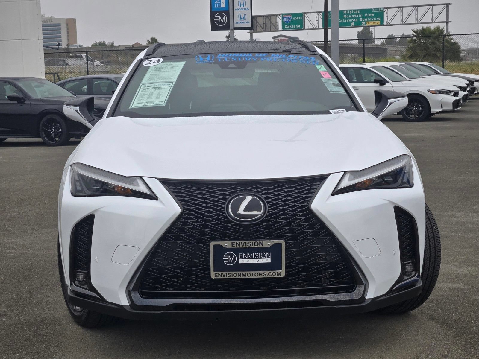 Used 2024 Lexus UX 250h F Sport FWD image 2