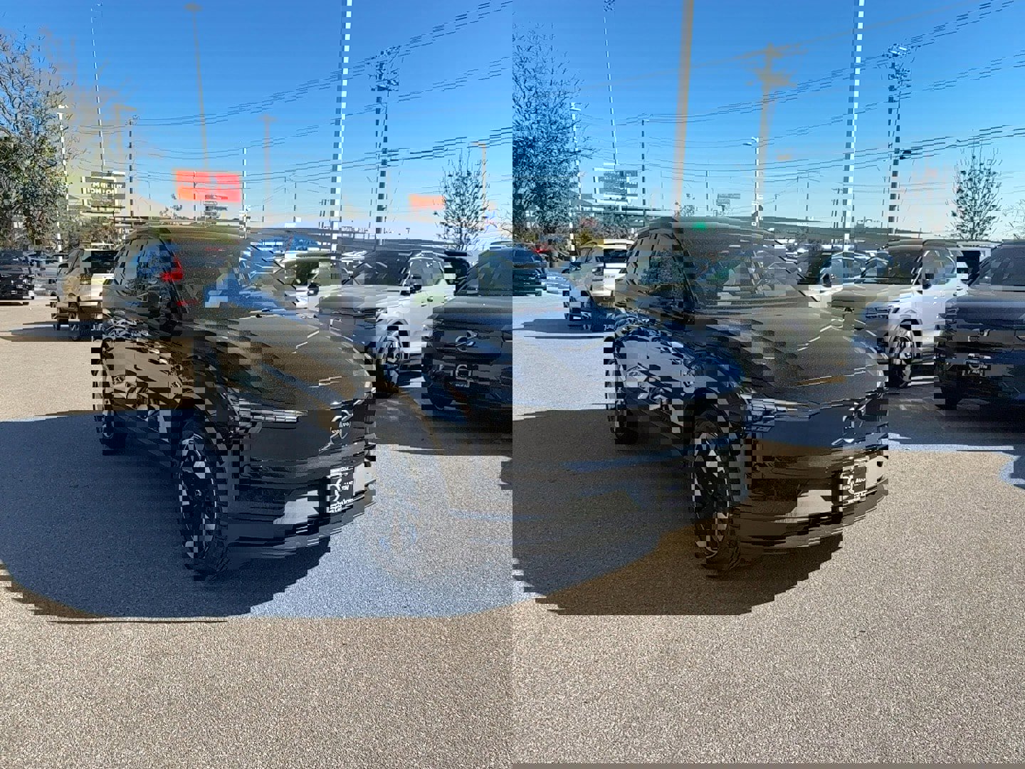 New 2026 Volvo EX30 Plus w/ Protection Package Premier image 7