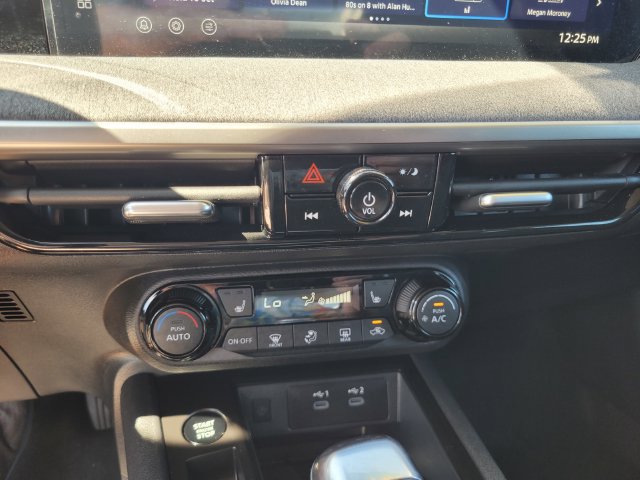 Certified 2026 Nissan Kicks SV w/ SV Premium Package FWD image 25