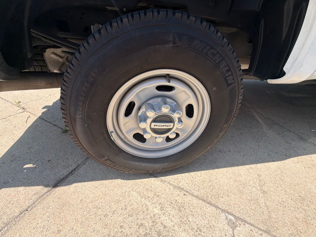 Used 2024 Ford F250 XL w/ 360-Degree Camera Package AWD/4WD image 17