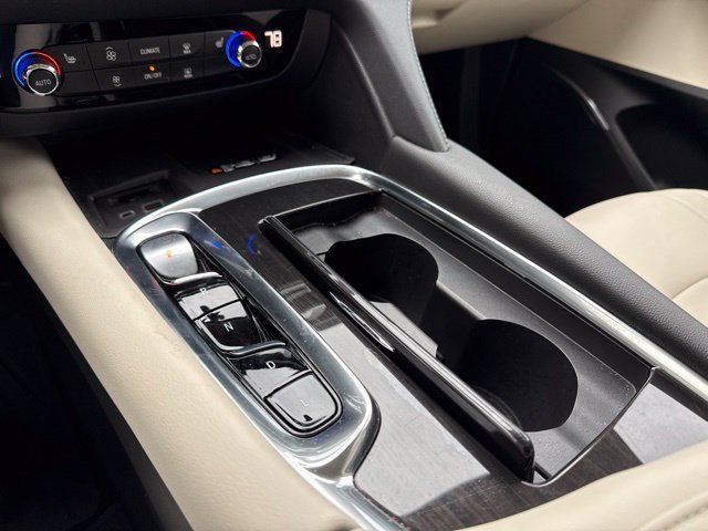 Used 2023 Buick Enclave Essence w/ Experience Buick Package FWD image 19