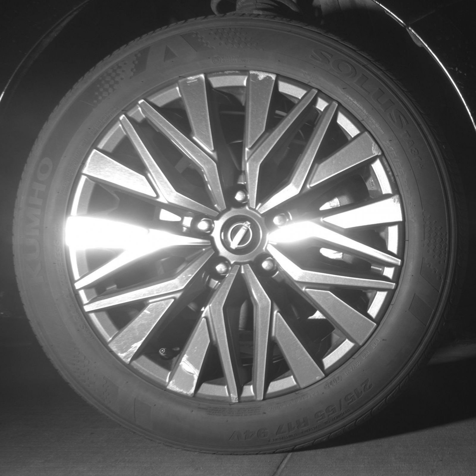 Used 2025 Nissan Altima 2.5 SV FWD image 15