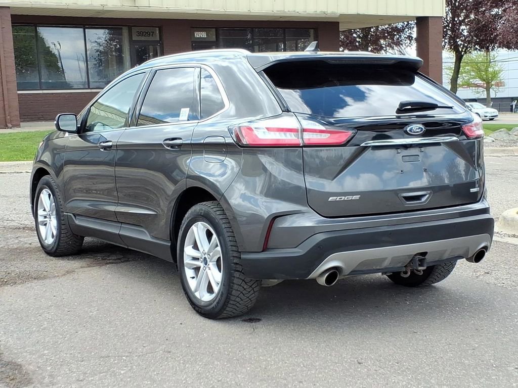 Used 2020 Ford Edge SEL w/ Convenience Package AWD/4WD image 3