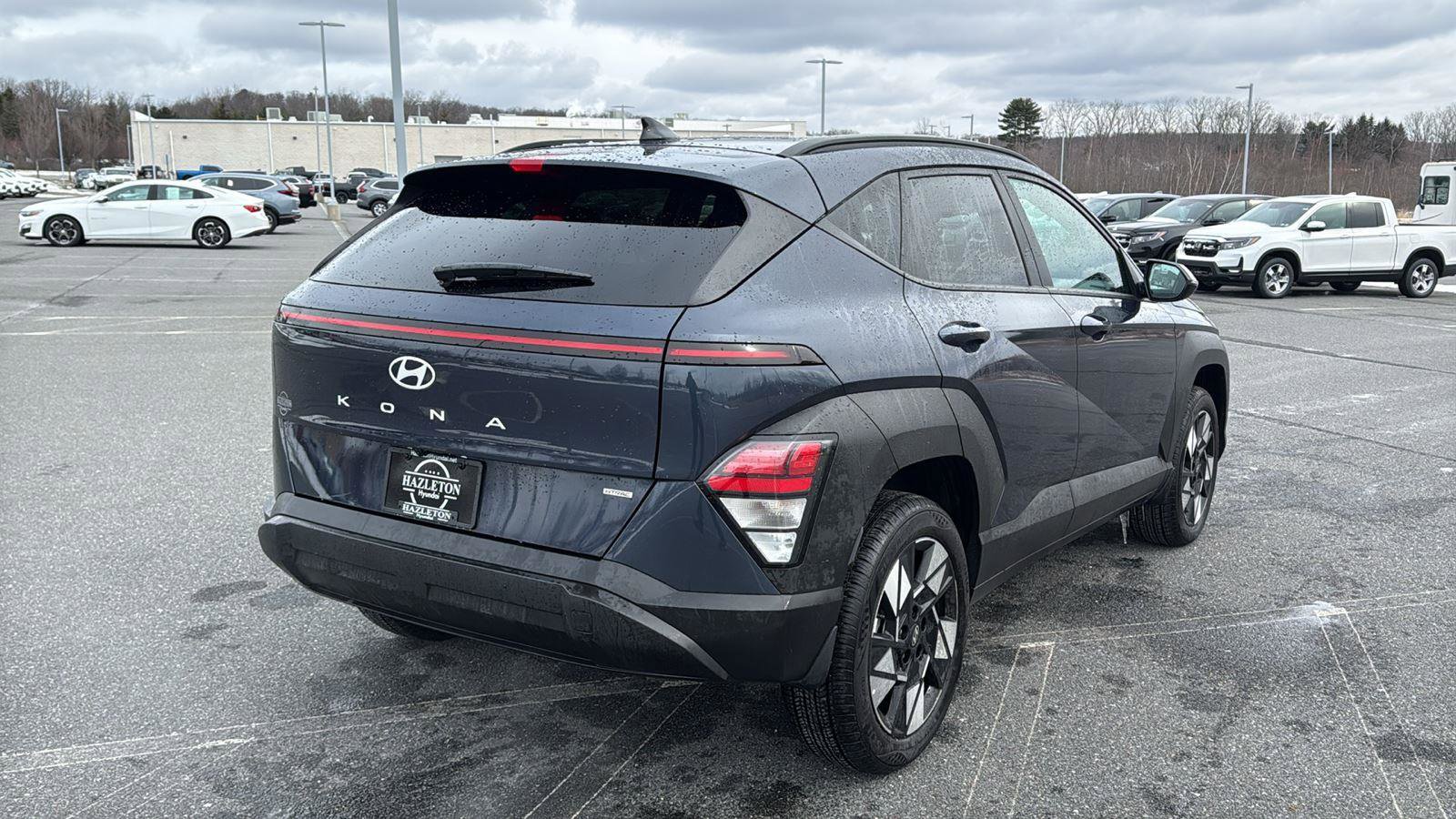Certified 2025 Hyundai Kona SEL image 5