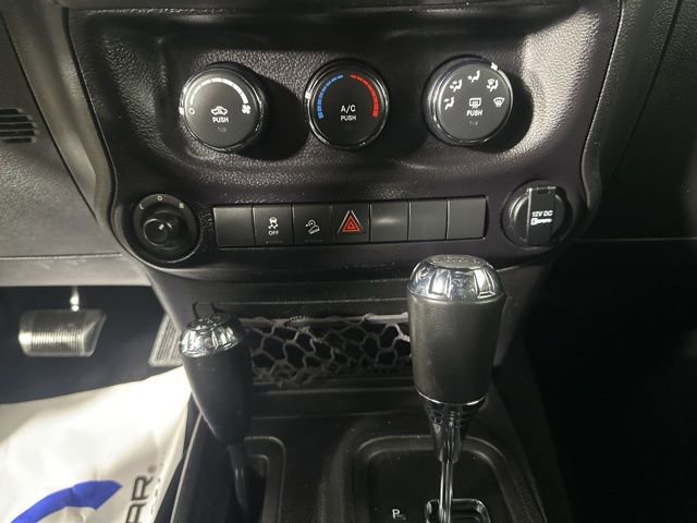Used 2015 Jeep Wrangler Unlimited Sport w/ Quick Order Package 24S image 16