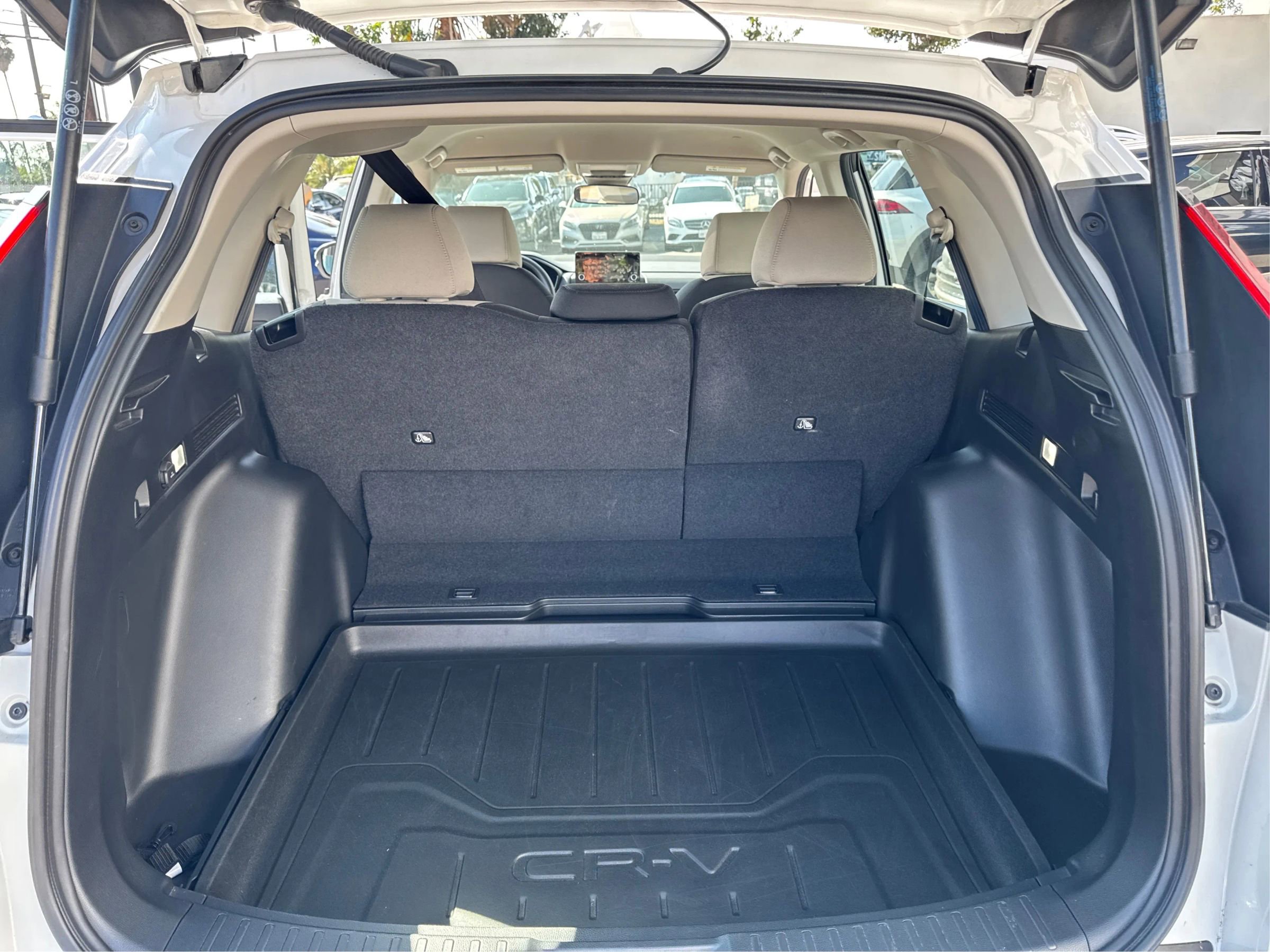 Used 2024 Honda CR-V LX image 11