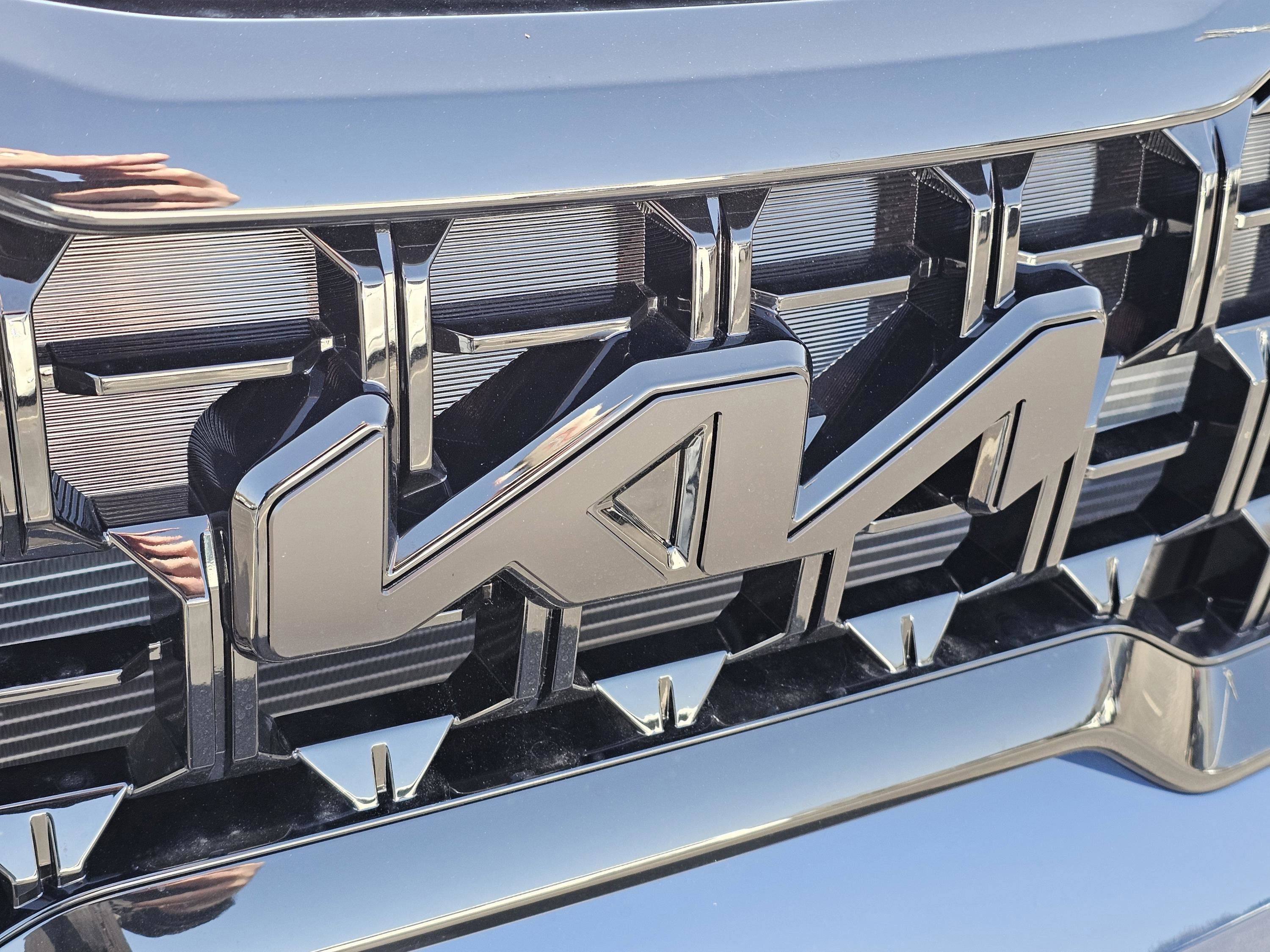 New 2025 Kia Telluride EX X-Line AWD/4WD image 3