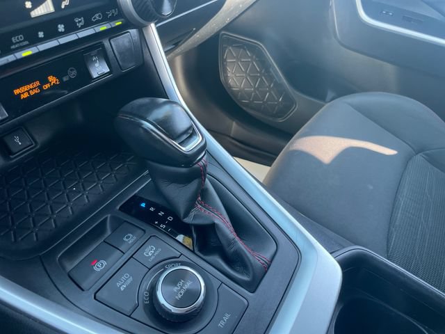 Certified 2021 Toyota RAV4 SE AWD/4WD image 15