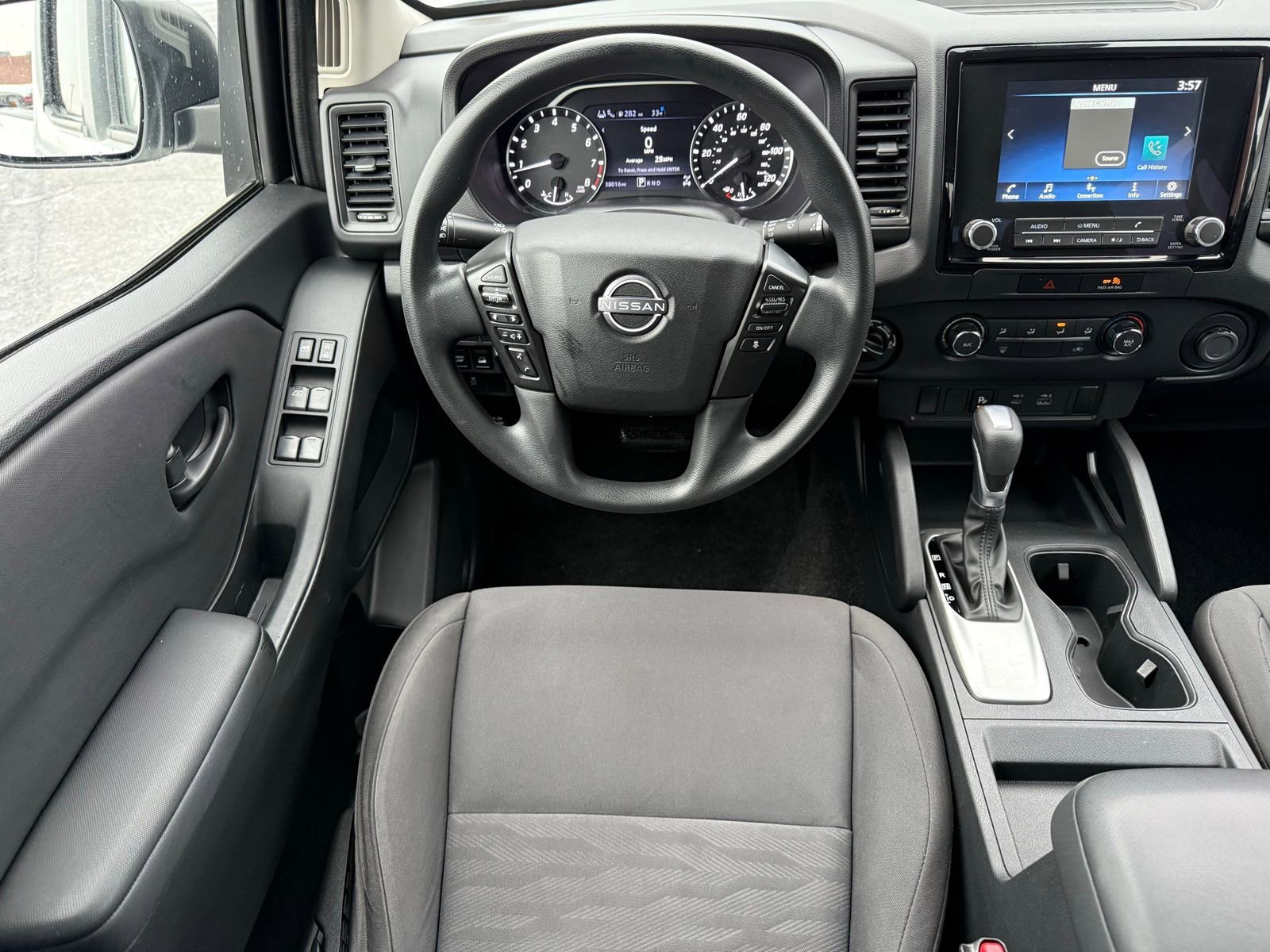 Used 2022 Nissan Frontier S w/ Technology Package image 24