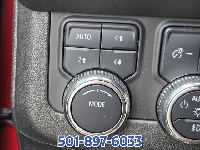 Used 2024 GMC Yukon AT4 AWD/4WD image 31