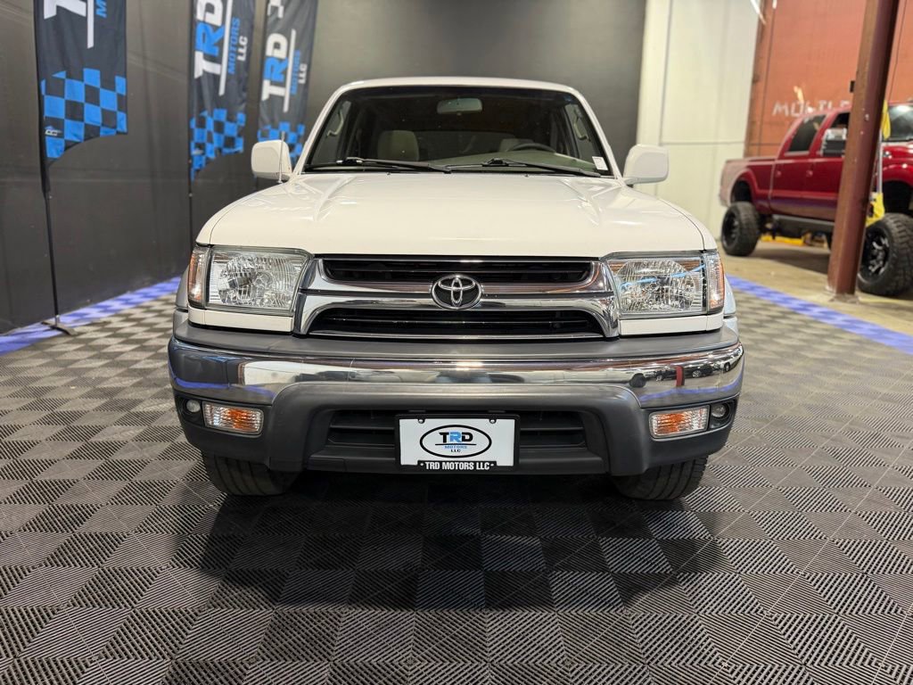 Used 2002 Toyota 4Runner SR5 AWD/4WD image 7