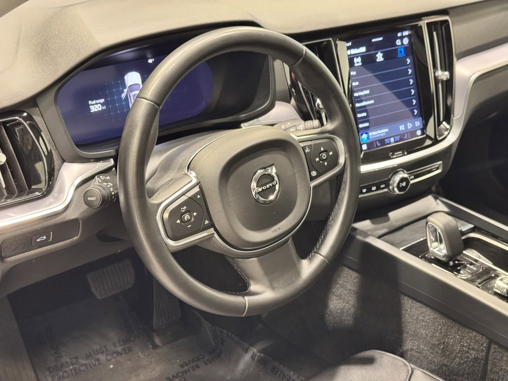 Used 2024 Volvo S60 B5 Core image 15