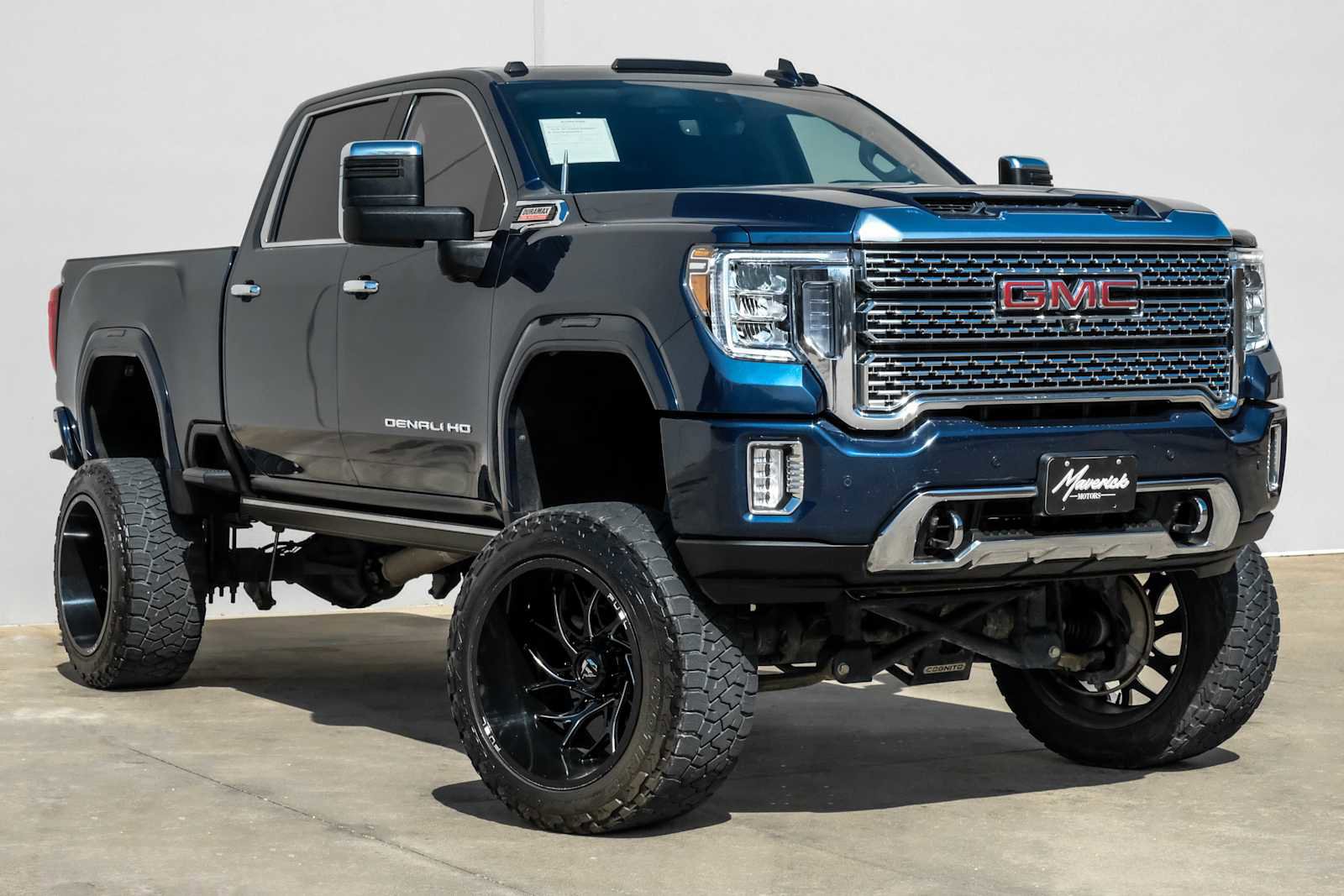 Used 2023 GMC Sierra 2500 Denali w/ Denali Ultimate Package image 6