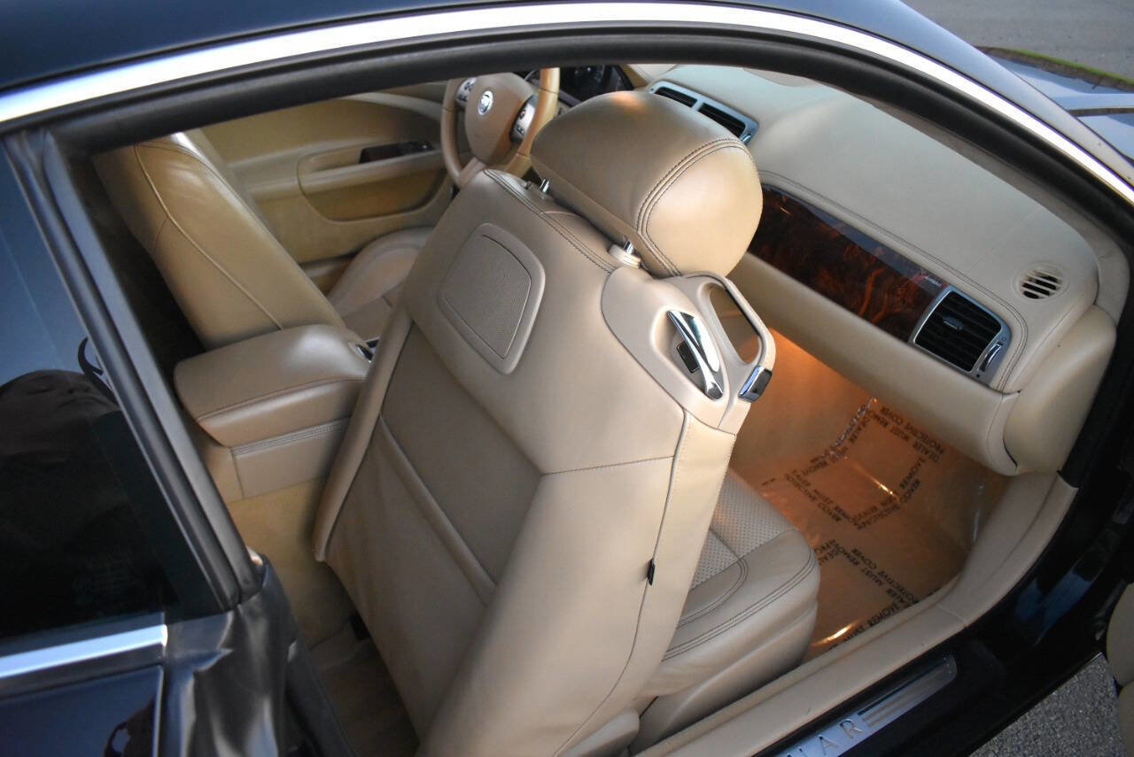 Used 2011 Jaguar XK Coupe image 46