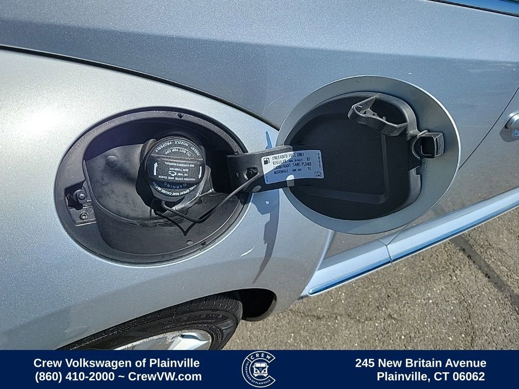 Used 2015 Volkswagen Beetle 1.8T FWD image 31