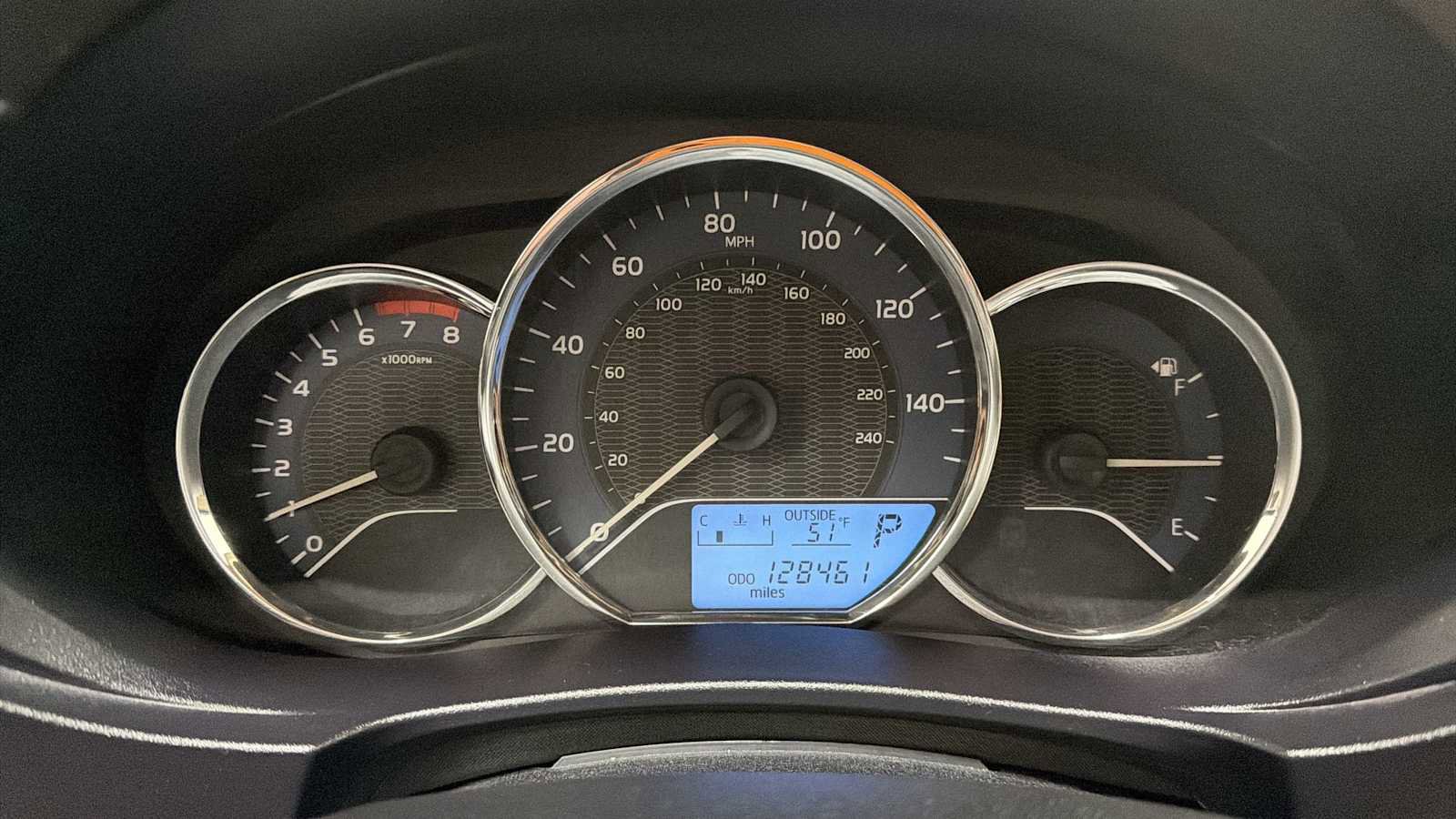 Used 2014 Toyota Corolla LE FWD image 17